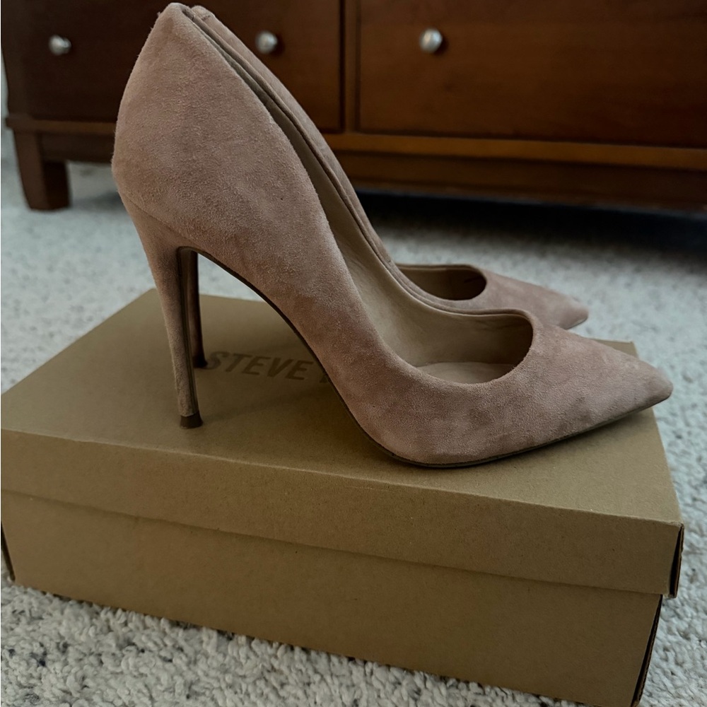Steve Madden Women's Brown Suede Heels